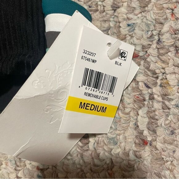 NWT BECCA by Rebecca Virtue Virtue Refine Bikini Top Colorblock- Size Medium - Picture 4 of 5